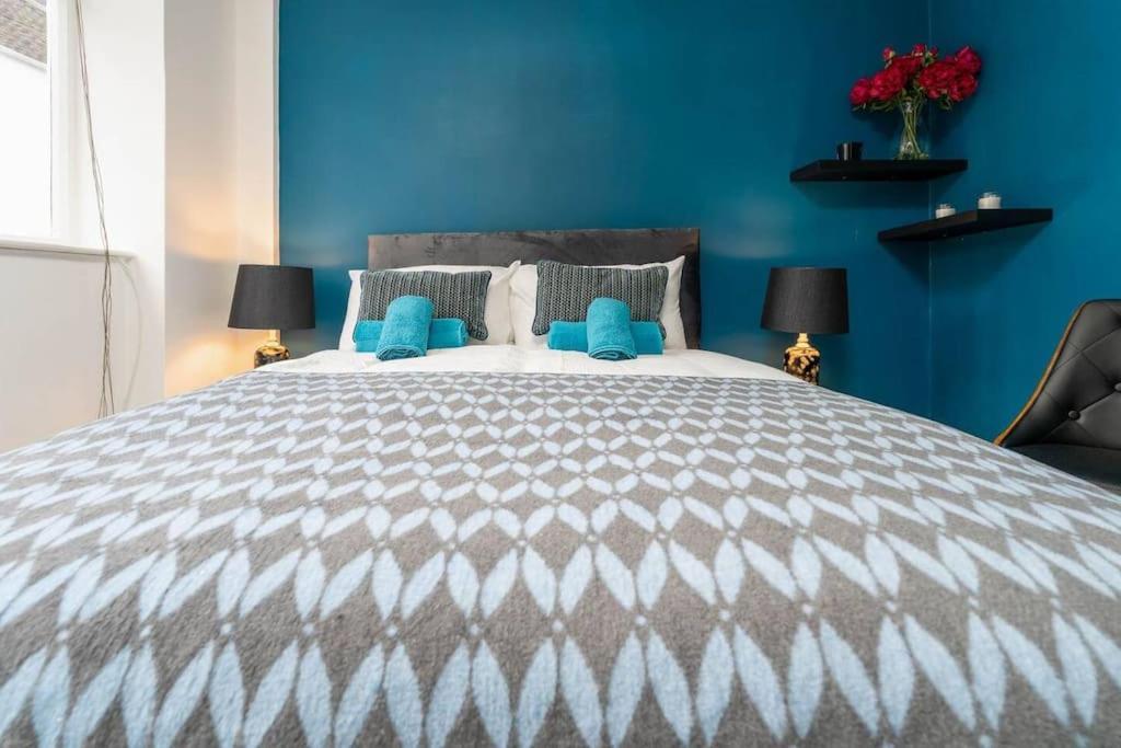3 Storey Next To Pier * Brighton